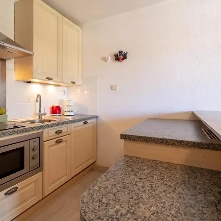 Apartment Les Regates-3 By Interhome Hyeres
